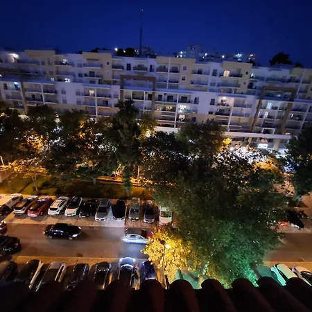 Premium Location Apartment *